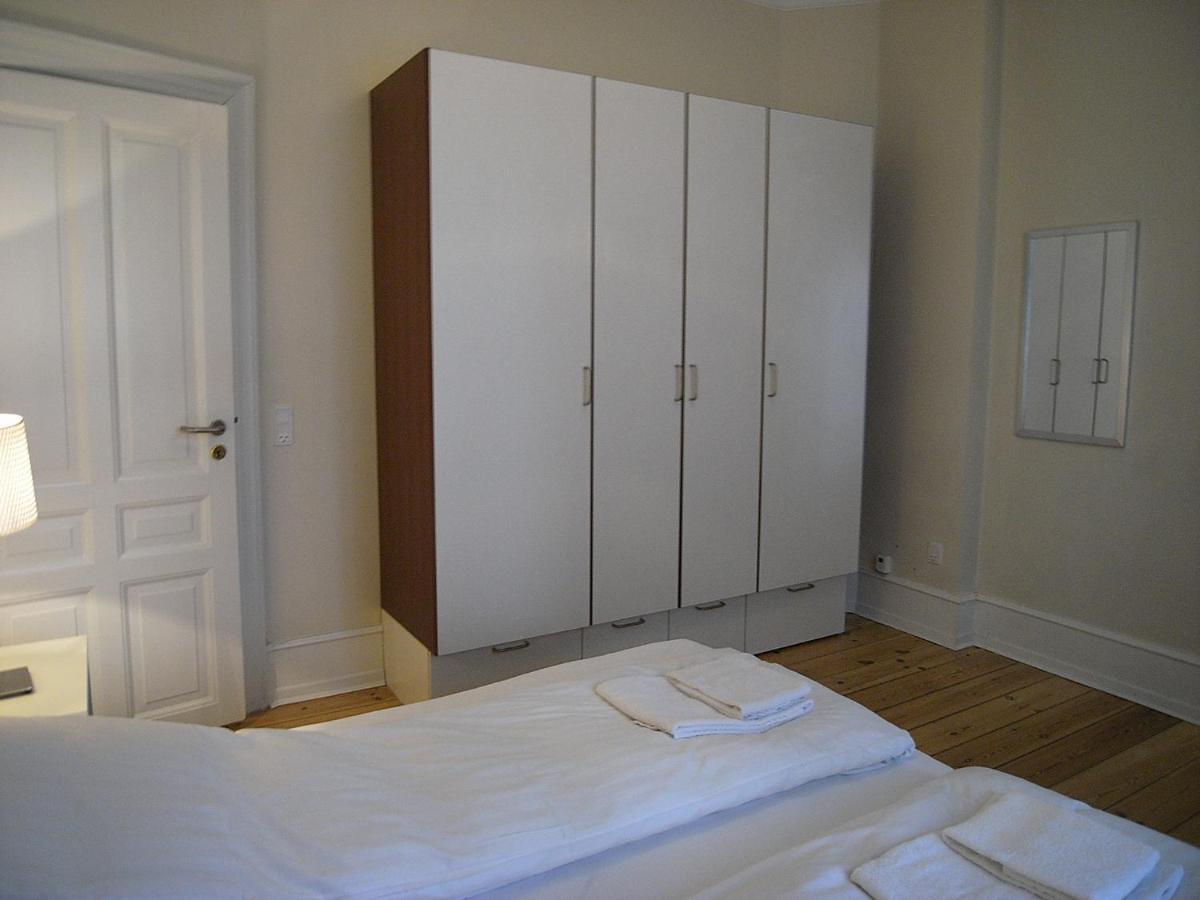 Martensens Alle - Ground Floor *