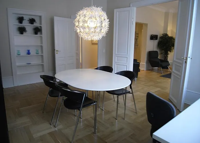 Martensens Alle - Ground Floor