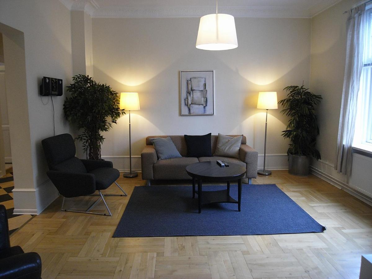 Apartment Martensens Alle - Ground Floor