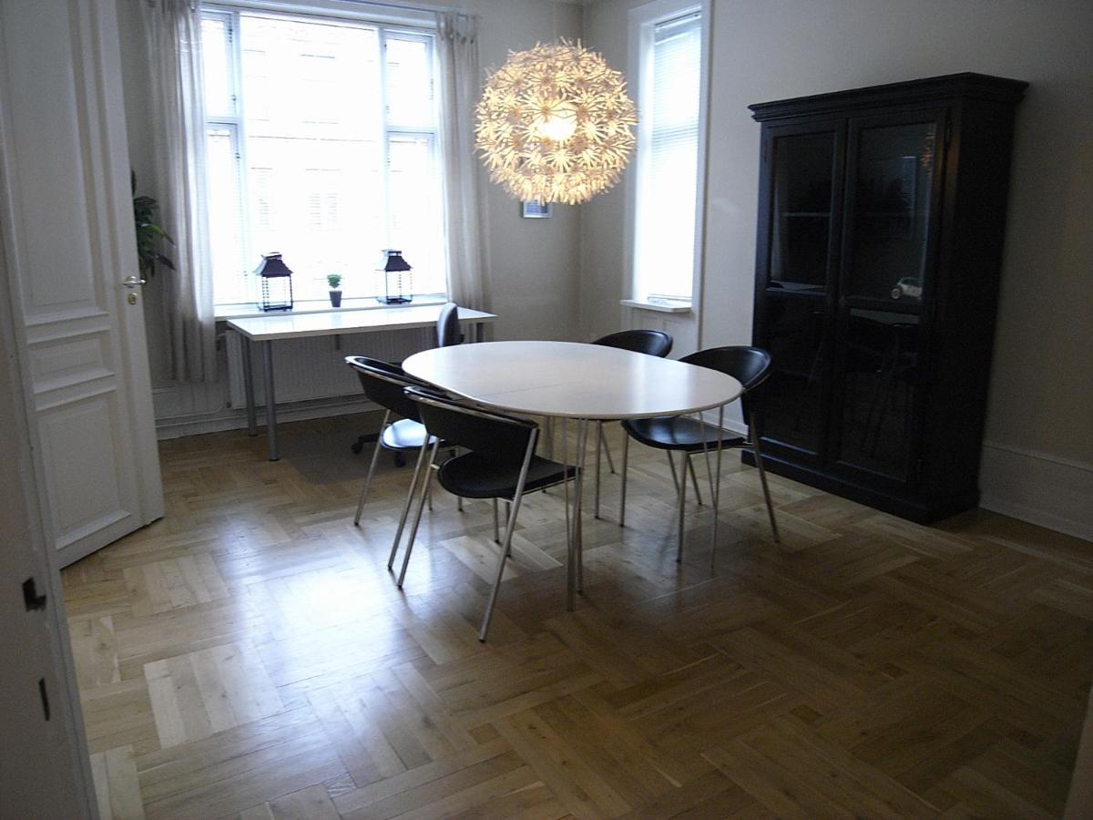 Apartment Martensens Alle - Ground Floor